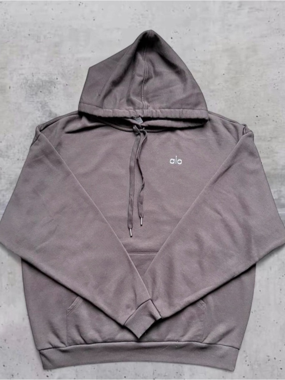 ALO Yoga Brown Pullover Hoodie - Cozy Logo Sweatshirt